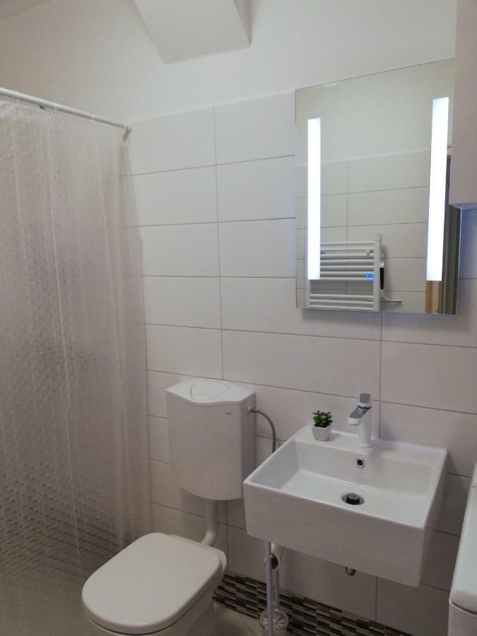 Appartamento New Renovated 15 Min From On Foot Pola